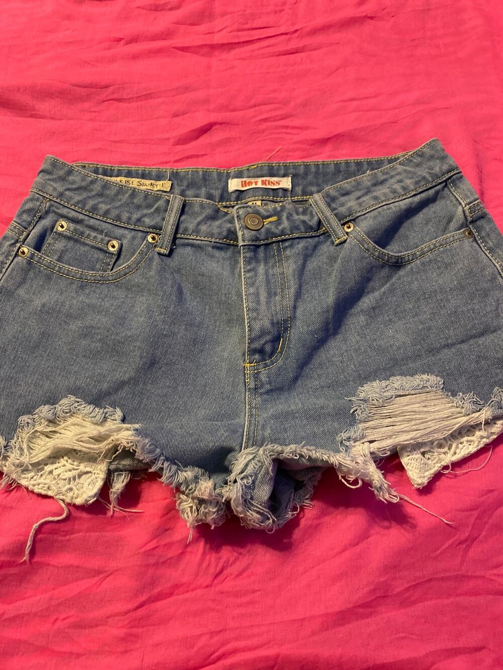 Sz 8 Hot Kiss shorts